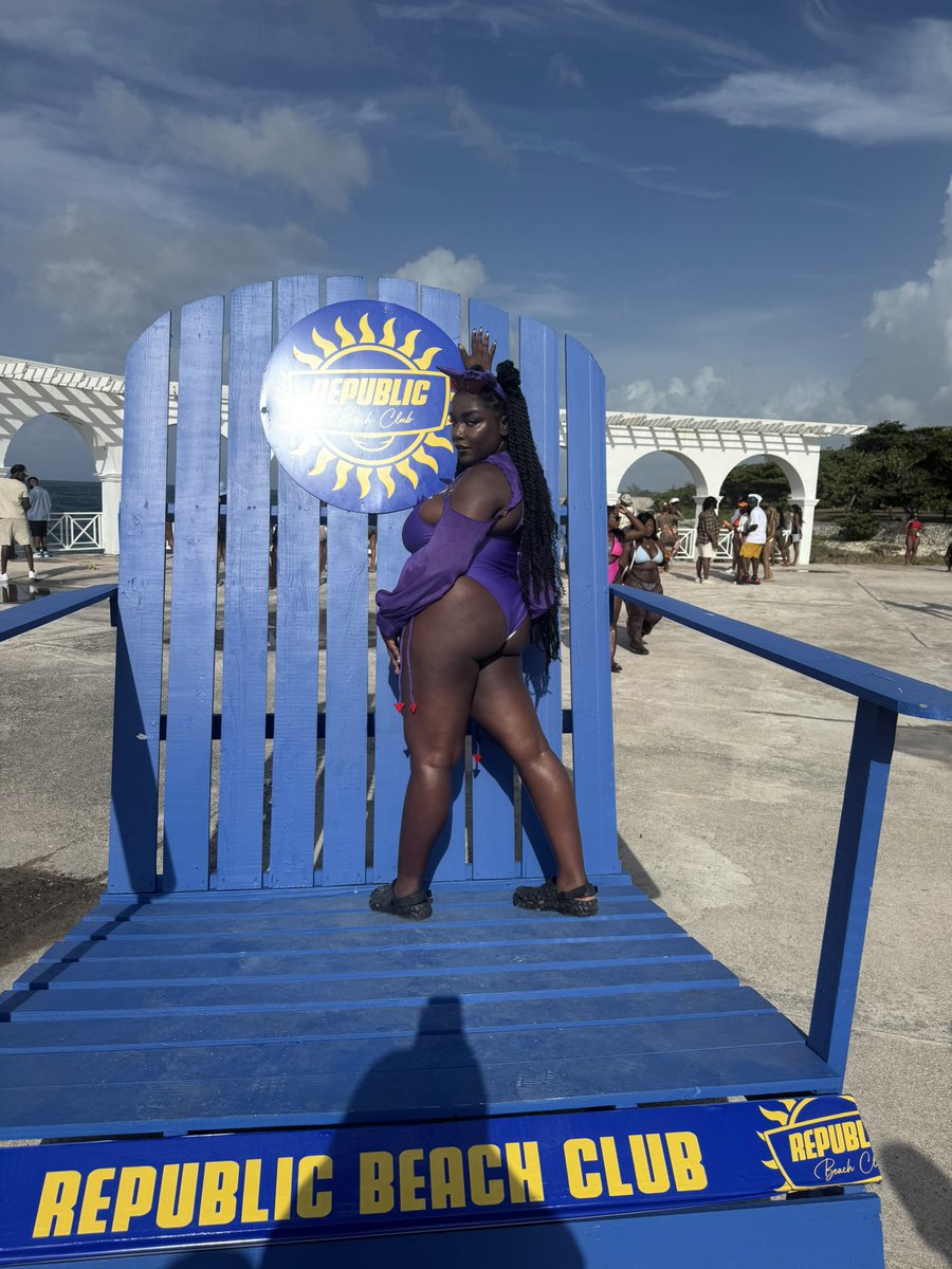 bbey_jay's tweet image. As usual @FeteRepublicJa owes me nothing