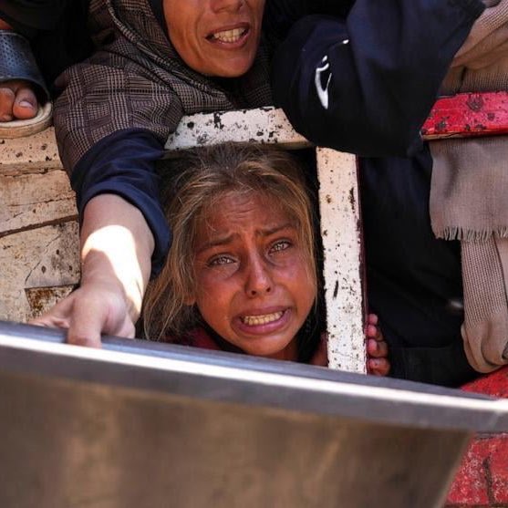 A young girl begging for food in Gaza, July 26, 2025.