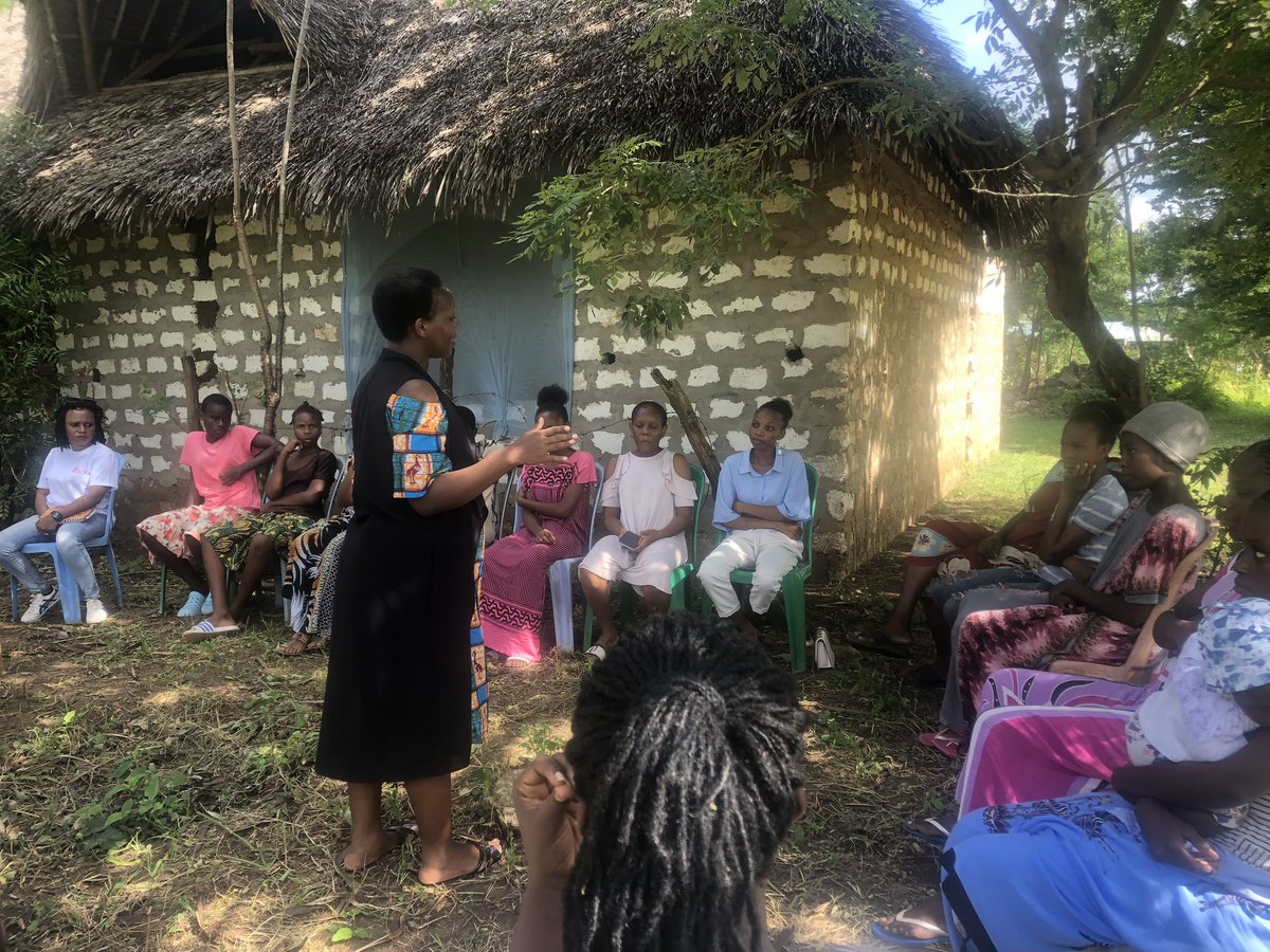 She Forward Coast CBO (@scoastcbo90450) on Twitter photo We joined the amazing young women from Hamasisha Dada (She Rise) under <a href="/AkiliDada/">Akili Dada</a> for a powerful Know Your
Rights session with girls from Majivuni, Malindi Sub-County.
Insightful, engaging & truly inspiring! Girls left empowered to lead & speak up!
#SheRise #KnowYourRights We joined the amazing young women from Hamasisha Dada (She Rise) under <a href="/AkiliDada/">Akili Dada</a> for a powerful Know Your
Rights session with girls from Majivuni, Malindi Sub-County.
Insightful, engaging & truly inspiring! Girls left empowered to lead & speak up!
#SheRise #KnowYourRights