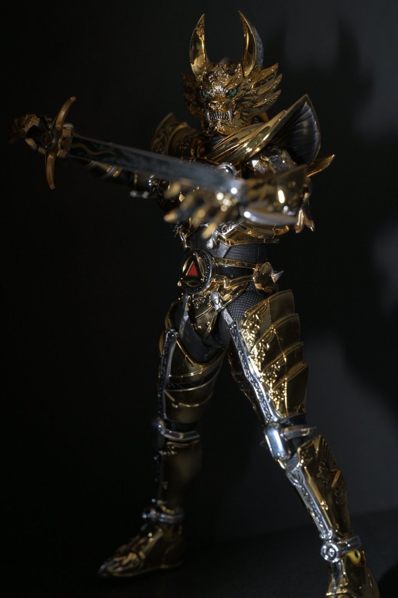 真骨彫 黄金騎士ガロ(冴島鋼牙) 20th Anniversary Ver. S.H.Figuarts（真骨彫製法）黄金騎士ガロ（冴島鋼牙）GARO 20th