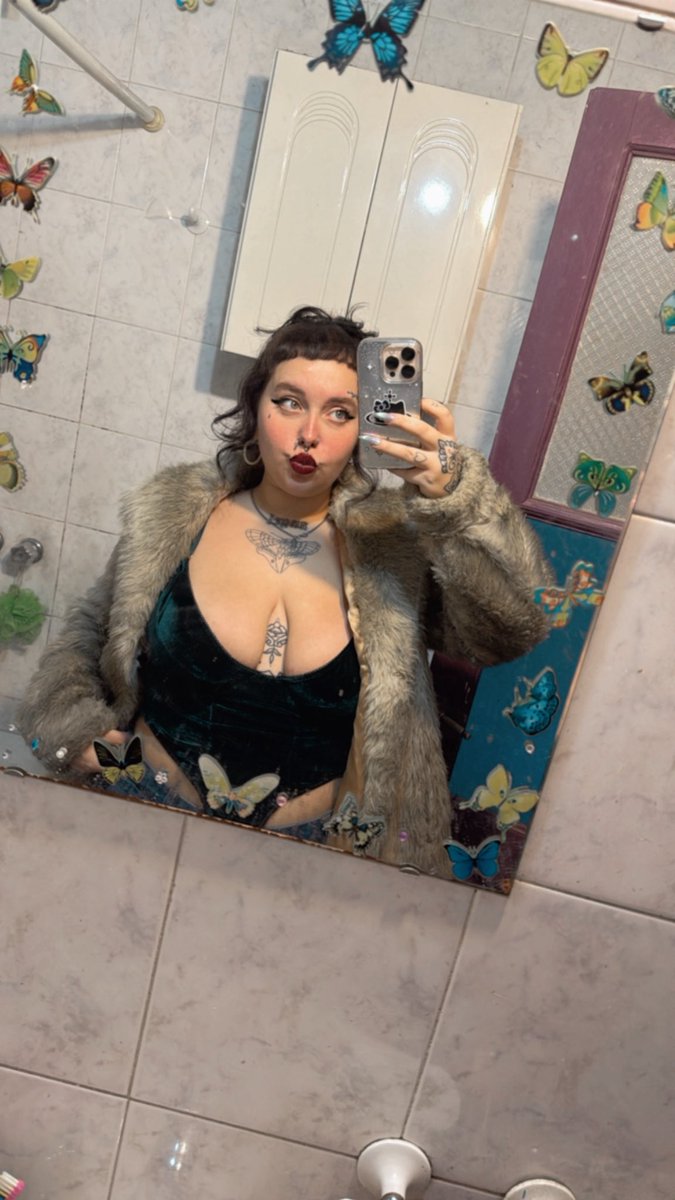 bbasul1's tweet image. me bajé de todo tengo sueño