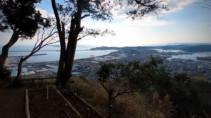 仁井田の太平山までのぼったがやろーかね？。太平山は坂本龍馬や武市半平太もたびたび登った山ながです。