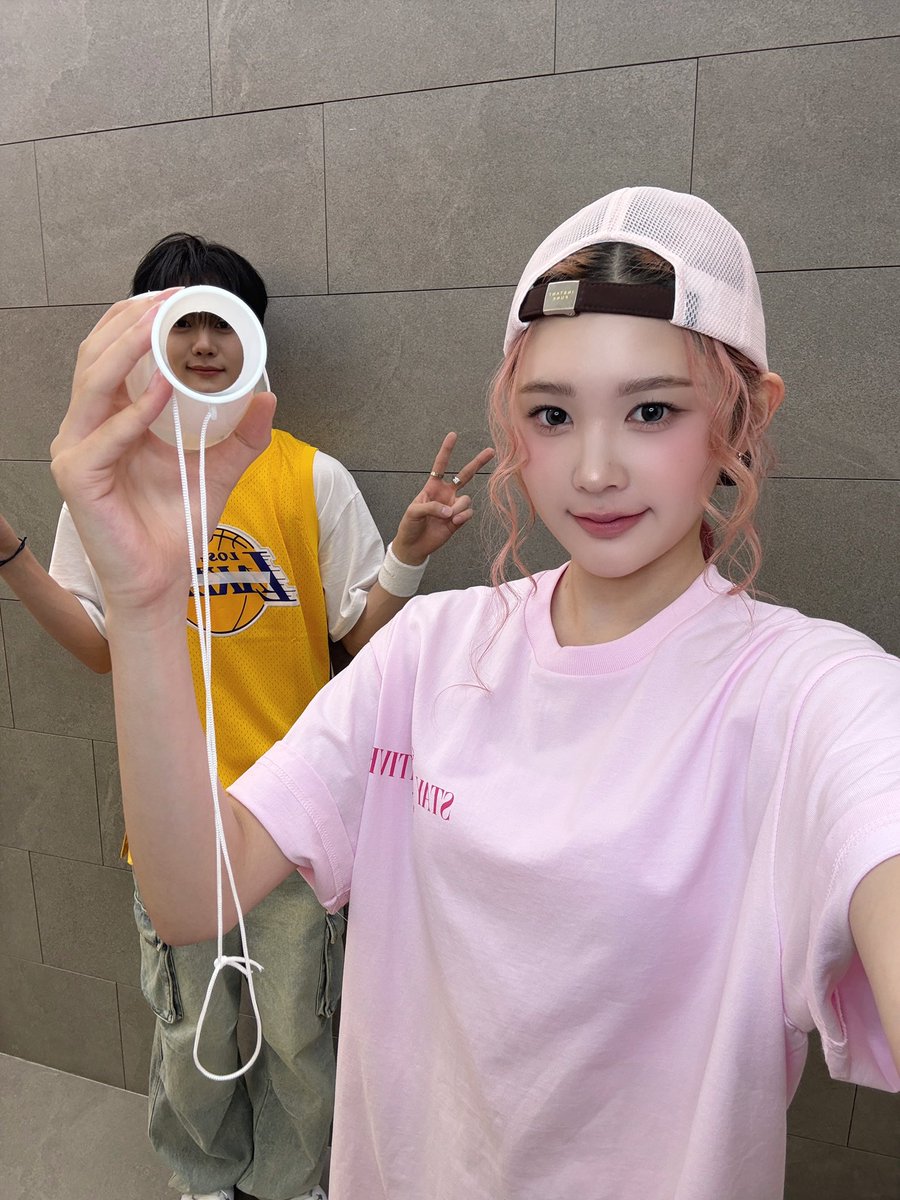MBCMusicCore's tweet image. 🏀2025 음중고 농구부 신입생 모집🏀
📍모집 기간 : 7/26~
📍가입 조건 : 포기하지 않는 열정 + 귀여움
가입 신청서는 주장 규빈이나 매니저 유나에게 제출 바람 .ᐟ
#김규빈 #KIMGYUVIN
#에이나 #A_NA
#ZEROBASEONE #Hearts2Hearts