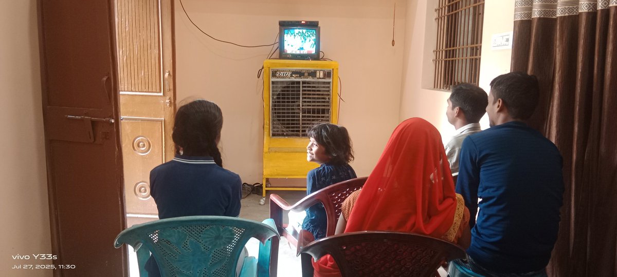 आज दिनांक 27/07/2025 को अपने परिवार के साथ यशस्वी प्रधानमंत्री माननीय नरेन्द्र मोदी जी के
 #मन_की_बात कार्यक्रम सुनें 
<a href="/BJP4CGState/">BJP Chhattisgarh</a> 
<a href="/OPChoudhary_Ind/">OP Choudhary</a> Choudhary 
<a href="/PawanSaiBJP/">Pawan Kumar Sai</a> 
<a href="/vijaysharmacg/">Vijay sharma</a>  
<a href="/kamleshjangde15/">Kamlesh Jangde (मोदी का परिवार)</a> 
<a href="/saurabhsinghcg/">Saurabh Singh</a>  
@TikeshwarGabel
<a href="/ambeshjangreBJP/">Ambesh Jangre</a>