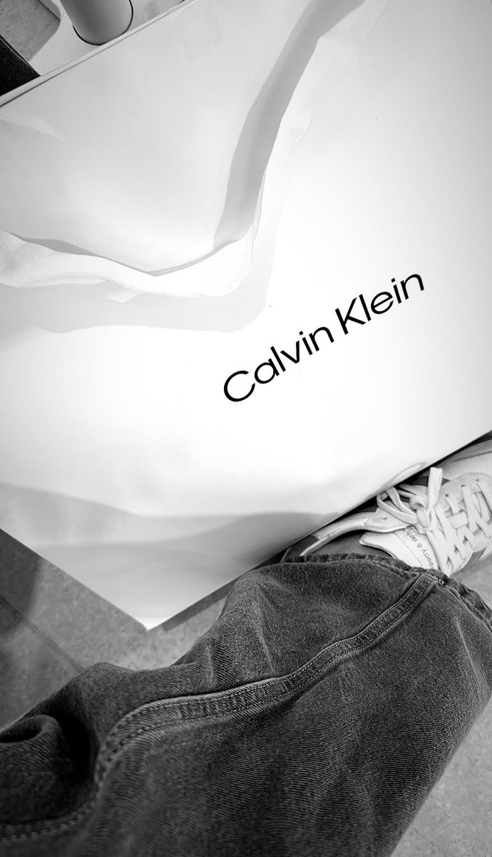 fortontawan's tweet image. Something is coming with CK again 🫣🫣🫣

#tontawan #CalvinKlein