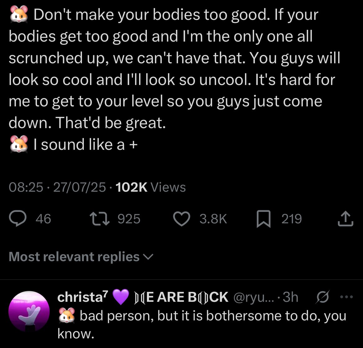 gojohohoho's tweet image. Something very twisted about him never saying anything regarding ‘bodies’ when 2/7 bts members were gym bros all these years but the moment taehyung bulked up, this guy is having massive insecurity episodes everyday