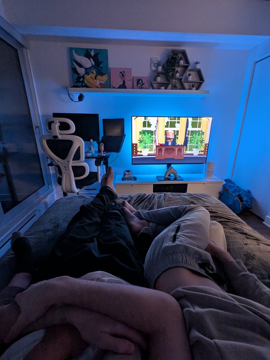 LukaDerg's tweet image. Two boys in my bed
Am I winning?