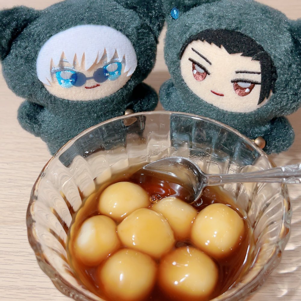 Azm15A's tweet image. 暑いからって作り置きやパン作りしてないのにみたらし白玉作ったよ、ちみちゃん
こんな飼い主でごめんよ