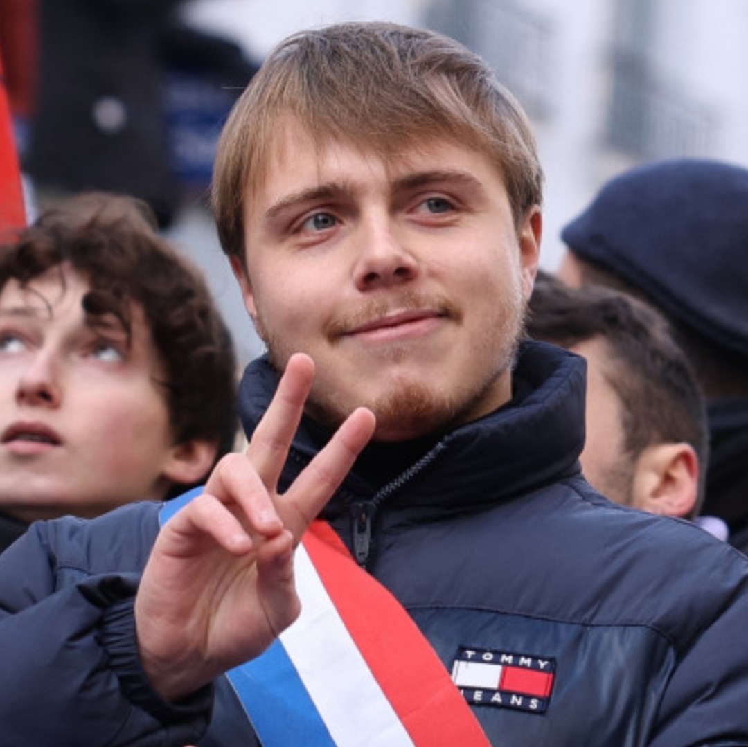 Chez LFI, on ne lâche rien.
Les courageux députés Andy Kerbrat et Louis Boyard ont également décidé  d'acheminer de la farine à Gaza.
🤣😂
