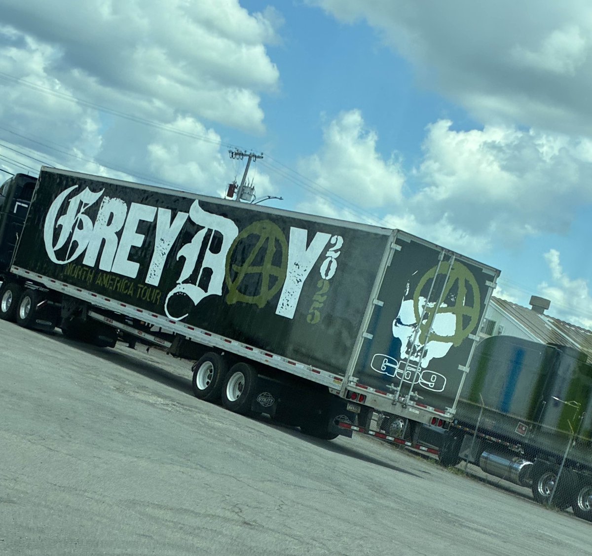 GREYDAY 2K25 TOUR TRUCKS HAVE BEEN SPOTTED. IT’S ALMOST THAT TIME