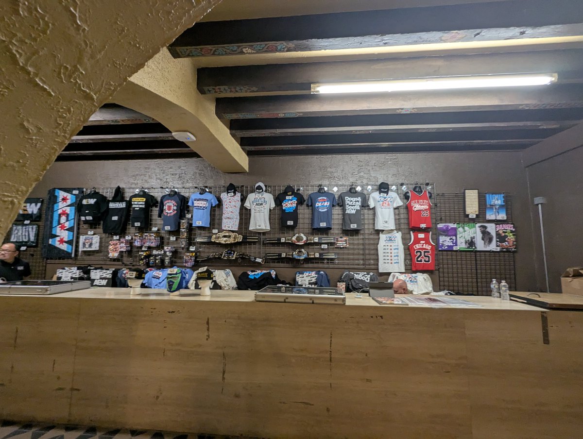 luchablog's tweet image. 