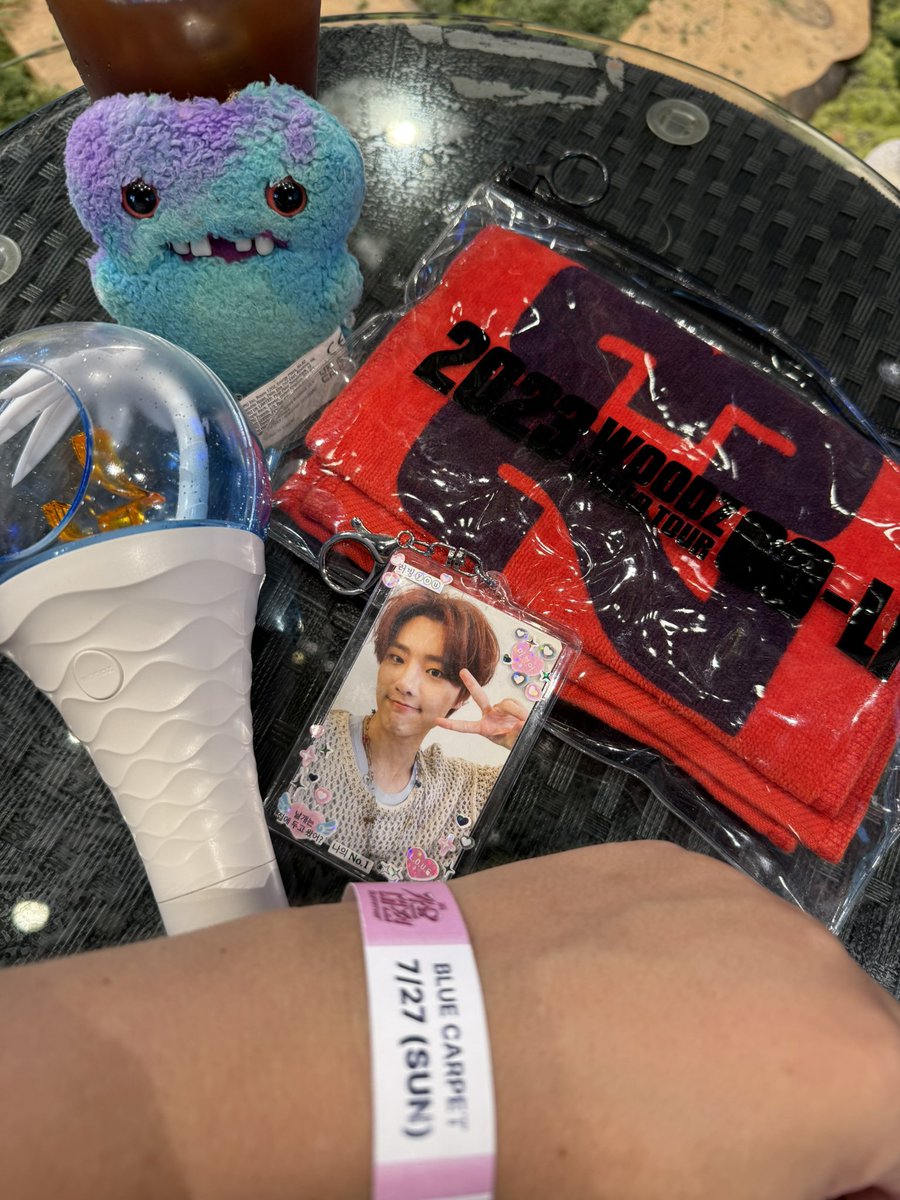 roxialocket1's tweet image. 준비됐어 ❤️😍🤩 
#woodz #조승연