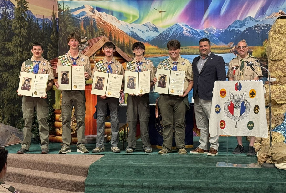 SenRobinsonPA's tweet image. Much to celebrate in Moon! Five members of Troop 198 recently earned Eagle Scout, the highest advancement in @boyscouts -Scouting America. Congratulations to Aidan Wood, Brady Perdue, CJ Grilz, Garrett Rash, and Peter Smith. Continued success. Thank you!