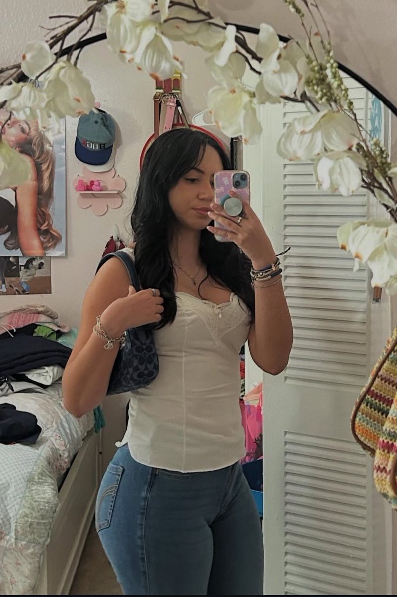 HteStephanie's tweet image. Today 🤍