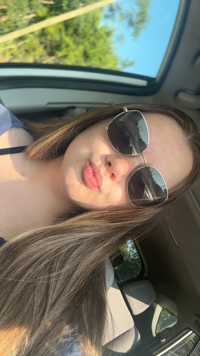 kellxh's tweet photo. had to go dark again 🤭 https://t.co/Nd5ZhHc7da