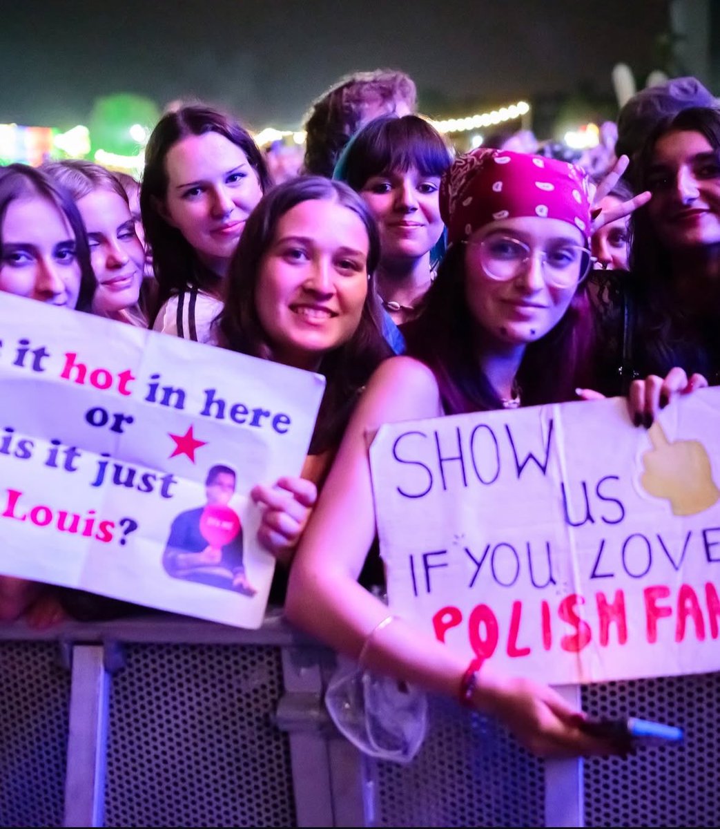 LouisPromoSquad's tweet image. 📲 Louis via the Lodz Summer Festival IG! #łodźsummerfestival
📸 lodzsummerfestival
27.7.25