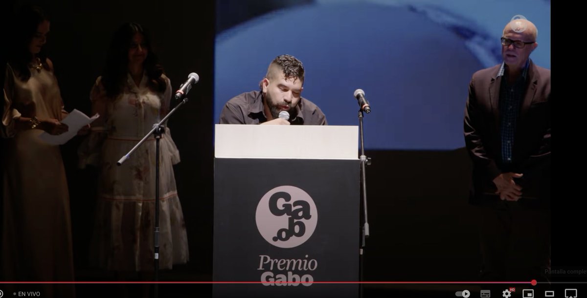 Angélica Cárcamo (@anxelique) on Twitter photo Esta noche se desarrolla la ceremonia del premio del <a href="/FestivalGabo/">Festival Gabo</a> y El Salvador ha ganado en sus primeras dos categorías: texto y audio.
La premiación se da en el contexto de más de 45 periodistas exiliados por el régimen de <a href="/nayibbukele/">Nayib Bukele</a>
Felicidades <a href="/juan_martinezd/">Juan Martínez d’Aubuisson</a> <a href="/javaloss/">Jessica Ávalos</a> Esta noche se desarrolla la ceremonia del premio del <a href="/FestivalGabo/">Festival Gabo</a> y El Salvador ha ganado en sus primeras dos categorías: texto y audio.
La premiación se da en el contexto de más de 45 periodistas exiliados por el régimen de <a href="/nayibbukele/">Nayib Bukele</a>
Felicidades <a href="/juan_martinezd/">Juan Martínez d’Aubuisson</a> <a href="/javaloss/">Jessica Ávalos</a>