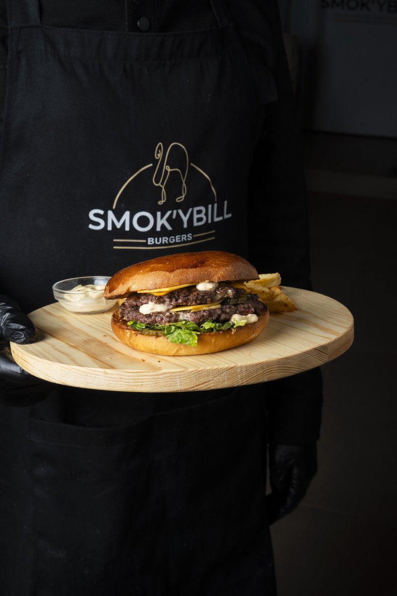 SMOKYBlLL's tweet photo. Camel Bistronomie by SMOK’YBILL :

🍔 gourmet camel burgers
🥓 camel pastrami, pepperoni
🥪 crok’ybill
🥠 camel samboussas
🥛 camel milk (fresh &amp; fermented)
🧀 camel cheese (fresh &amp; matured)
☕️ camelccino (camel milk coffee)
🥣 camel milk yogurt

🇲🇦📍Marrakech, Morocco https://t.co/5v9vT6fEED