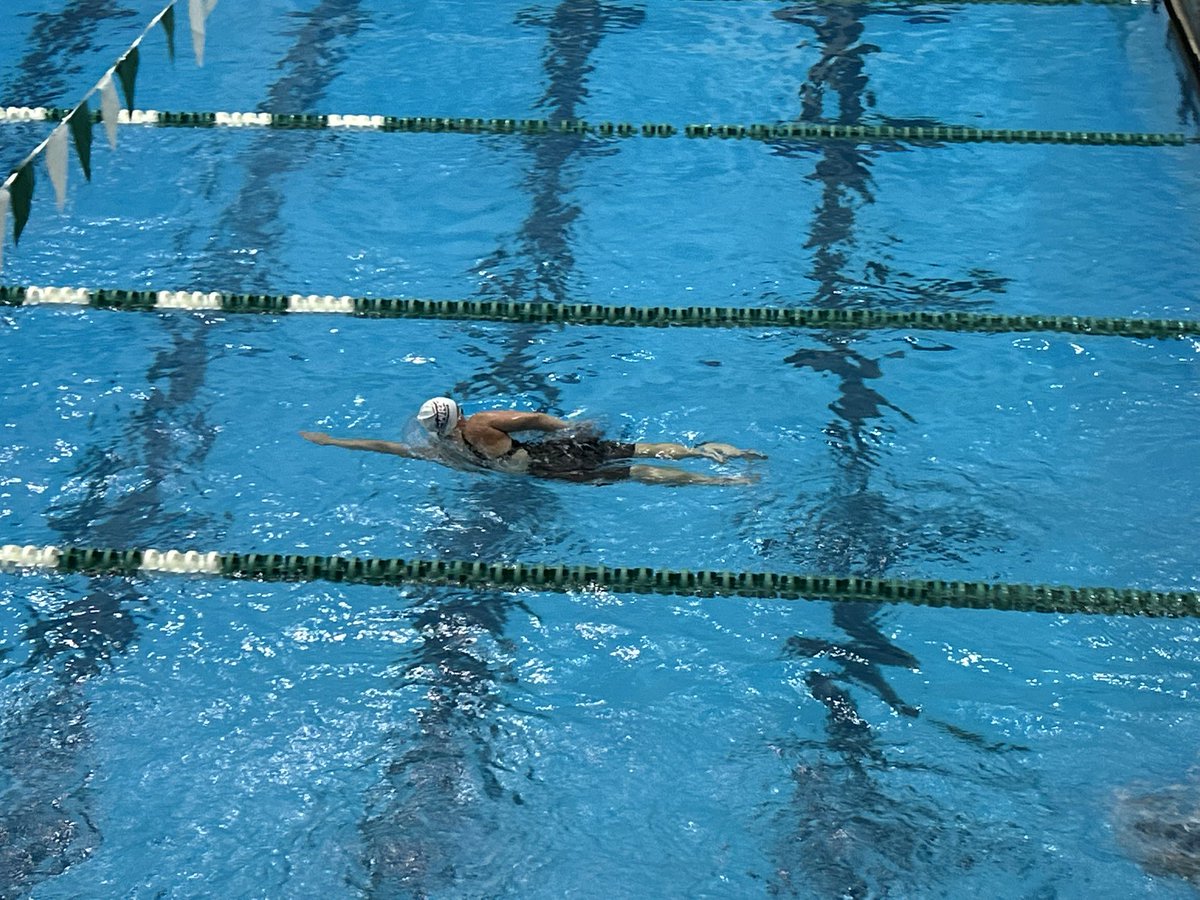Burick_Megan's tweet photo. I swam both summer swim &amp; Lake Erie long course champs. I had a PR in 50Y fly with a sub-30 (29.6). Both relays won 1st place, my split was 26.9 in the free. I dropped time in all my events in long course, 11-second time drop in the 400m IM &amp; 1st time swimming 800m free-11:05.99 https://t.co/IHxEijdktr