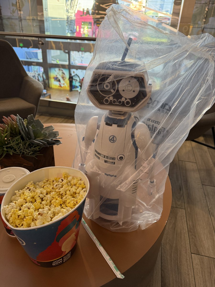 AwesomEmergency's tweet image. HERBIE is a Thirsty Boy! #FantasticFour