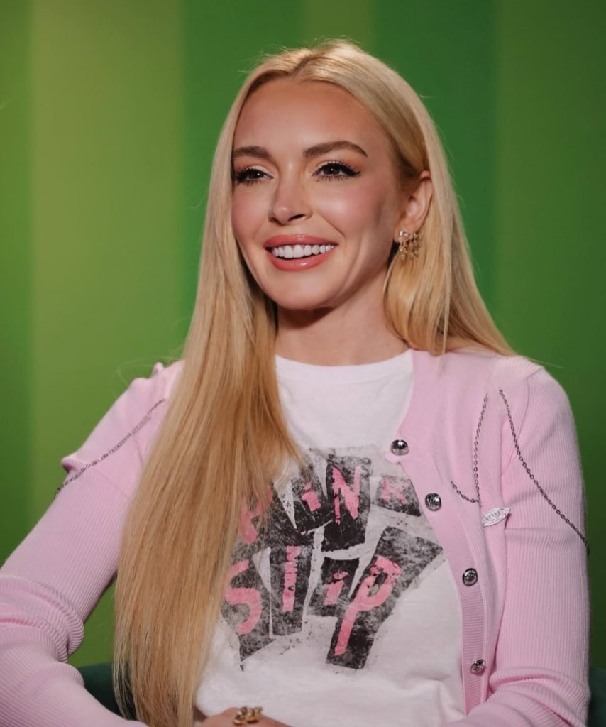 PopCulture2000s's tweet image. LINDSAY LOHAN.