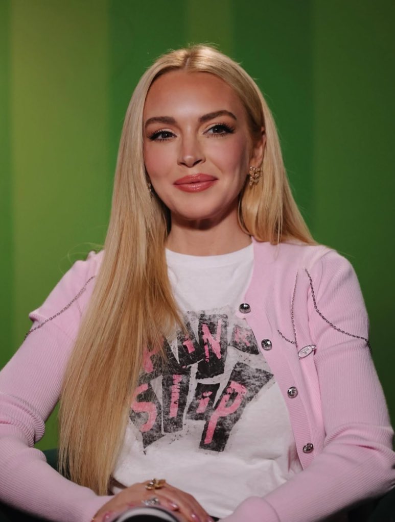 PopCulture2000s's tweet image. LINDSAY LOHAN.