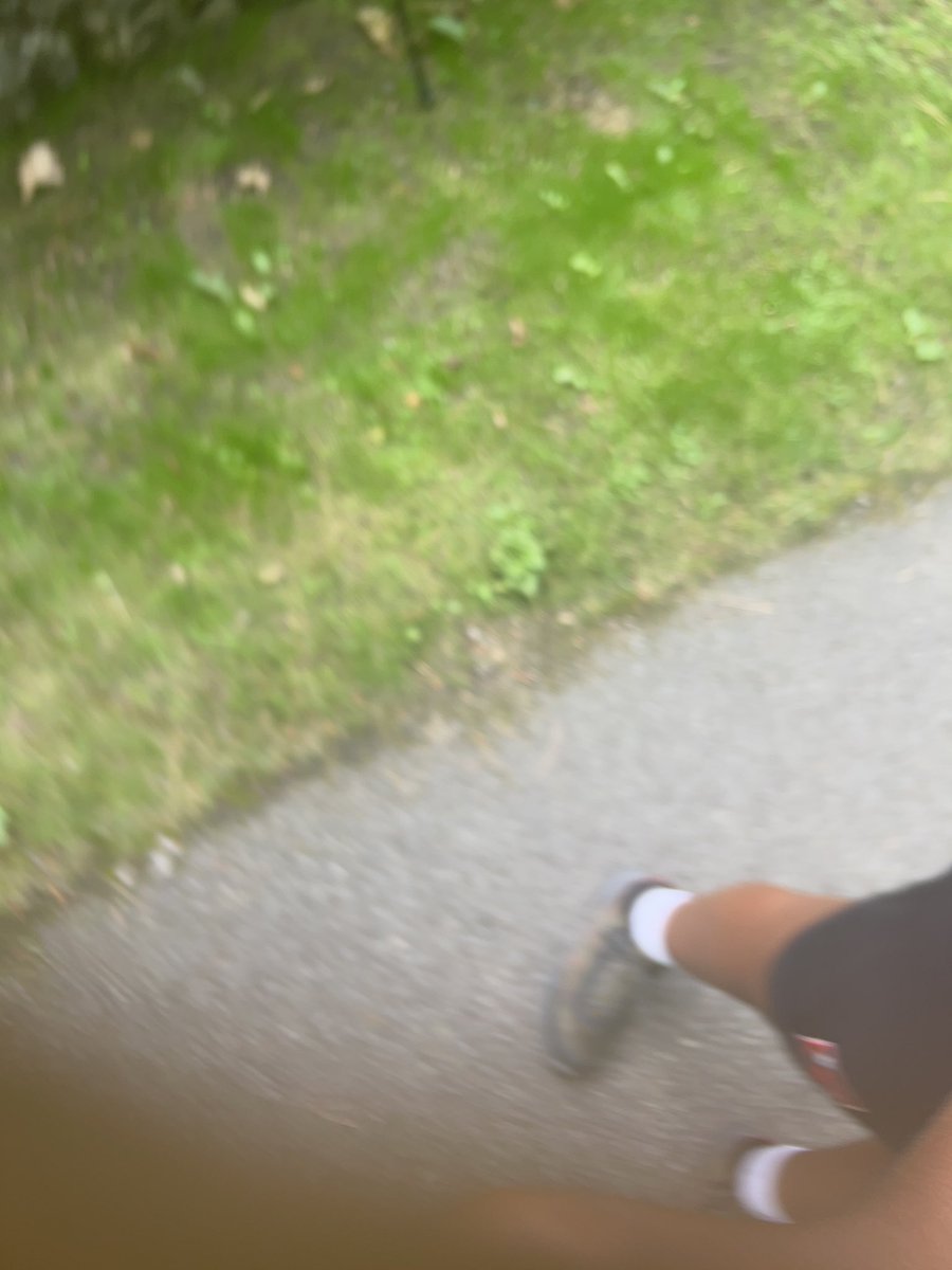 abdi_bileh's tweet image. 📍Sentier Lac Pink – Niveau difficile
Mission accomplie.
Ce n’était pas une simple marche, c’était un rappel :
💡 La persévérance, ça s’entraîne.
💡 L’endurance, ça se construit.
💡 Le leadership, ça se vit… même sur les sentiers escarpés.
Quand on vise les sommets, chaque…