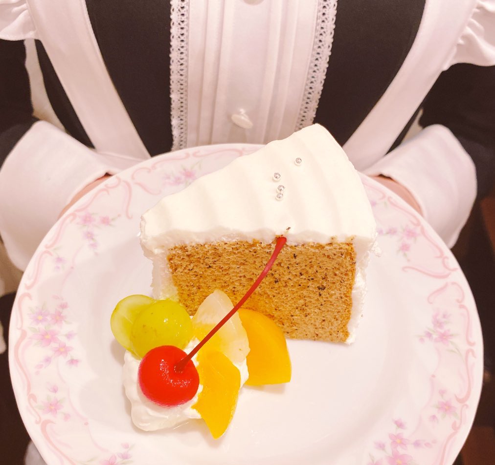 emaidofficial's tweet image. 本日は下記ケーキをご用意しております🍰🫖
・ガトーショコラ
・クリームブリュレ
・杏仁豆腐
・青森りんごケーキ
・紅茶シフォンケーキ
・ショコラケーキ
・チョコマフィン
・スコーン
(チョコバナナ生チョコクリームサンド・ほうじ茶マロン)
etc...
本日も皆様のお帰りをお待ちしております♪