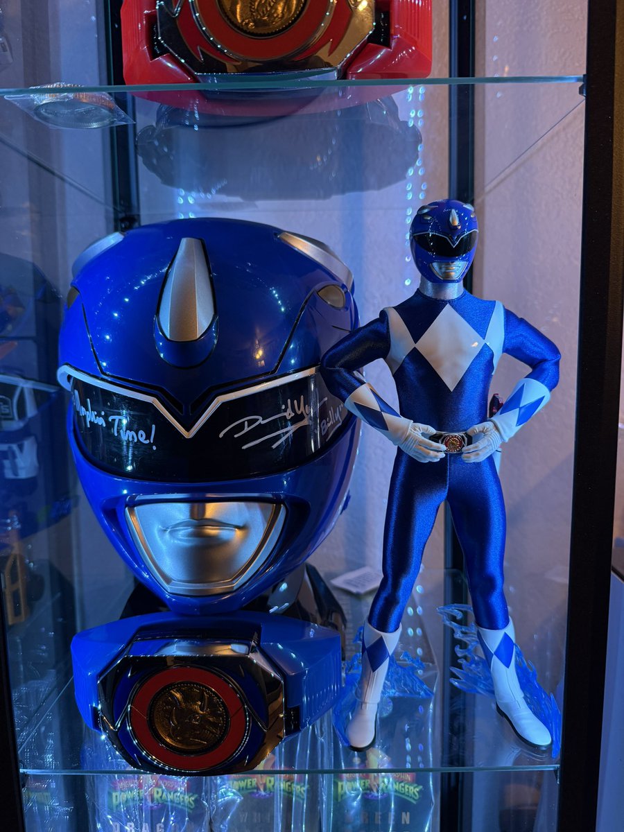Blue Rangers  Display With David Yost Autograph Helmet 😎 🔥🔥🔥