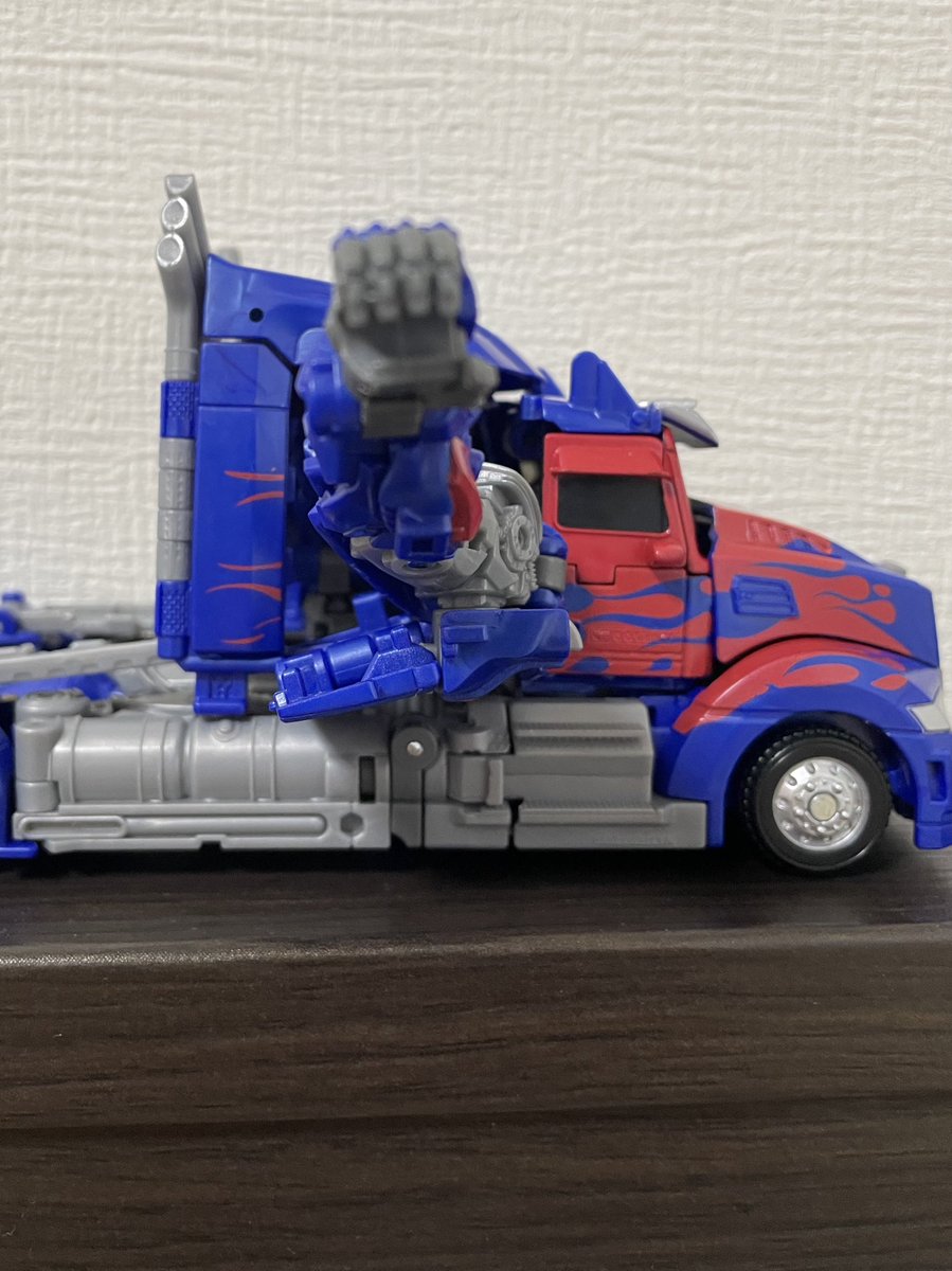 terminatorMk1's tweet image. これできるのアッツゥ〜〜！
ただ9000円はちょいと高いかも！