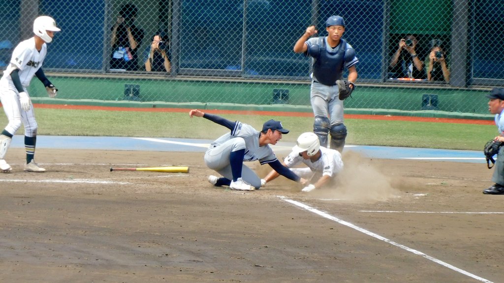 koukouyakyuFC's tweet image. 今大会自責点0の叡明増渕投手から 昌平1点奪取
叡明 1-1 昌平
3回終了