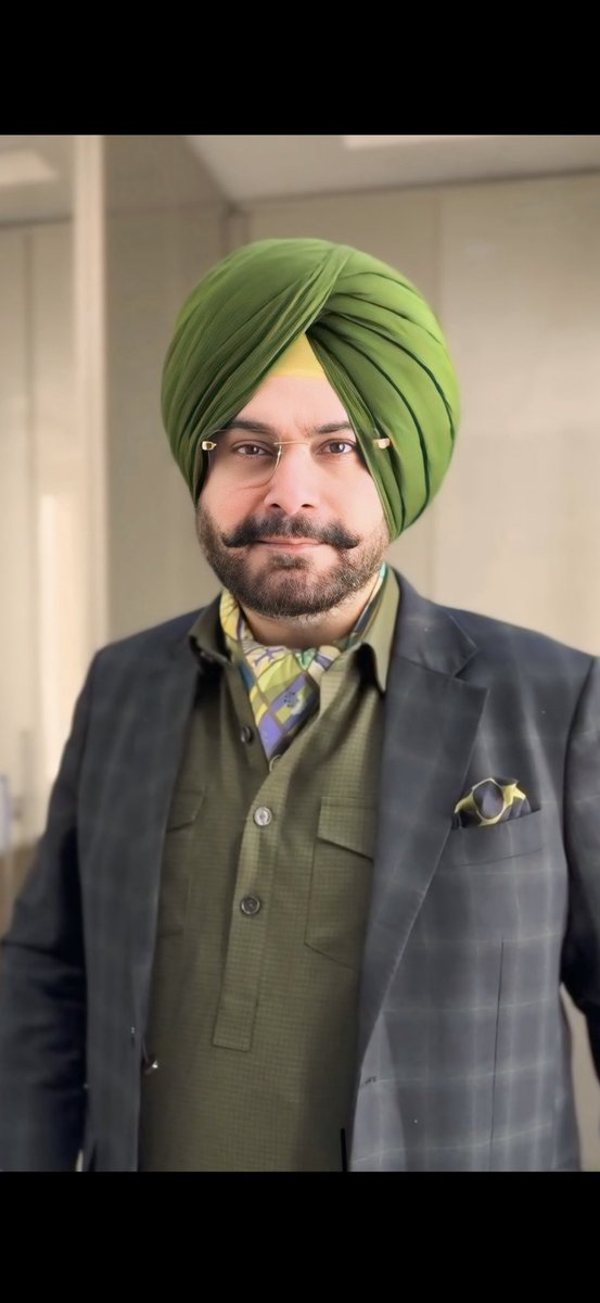 sherryontopp's tweet image. IND vs ENG | Gill, the wall for India
.
.
Watch full video - youtu.be/1ObZVS1KHkA
.
.
#indveng #oldtraffordtest #manchester #testcricket #shubmangill #benstokes #kuldeepyadav #klrahul #indiancricket #englandcricket #sidhuism #navjotsinghsidhu #khatakcricket