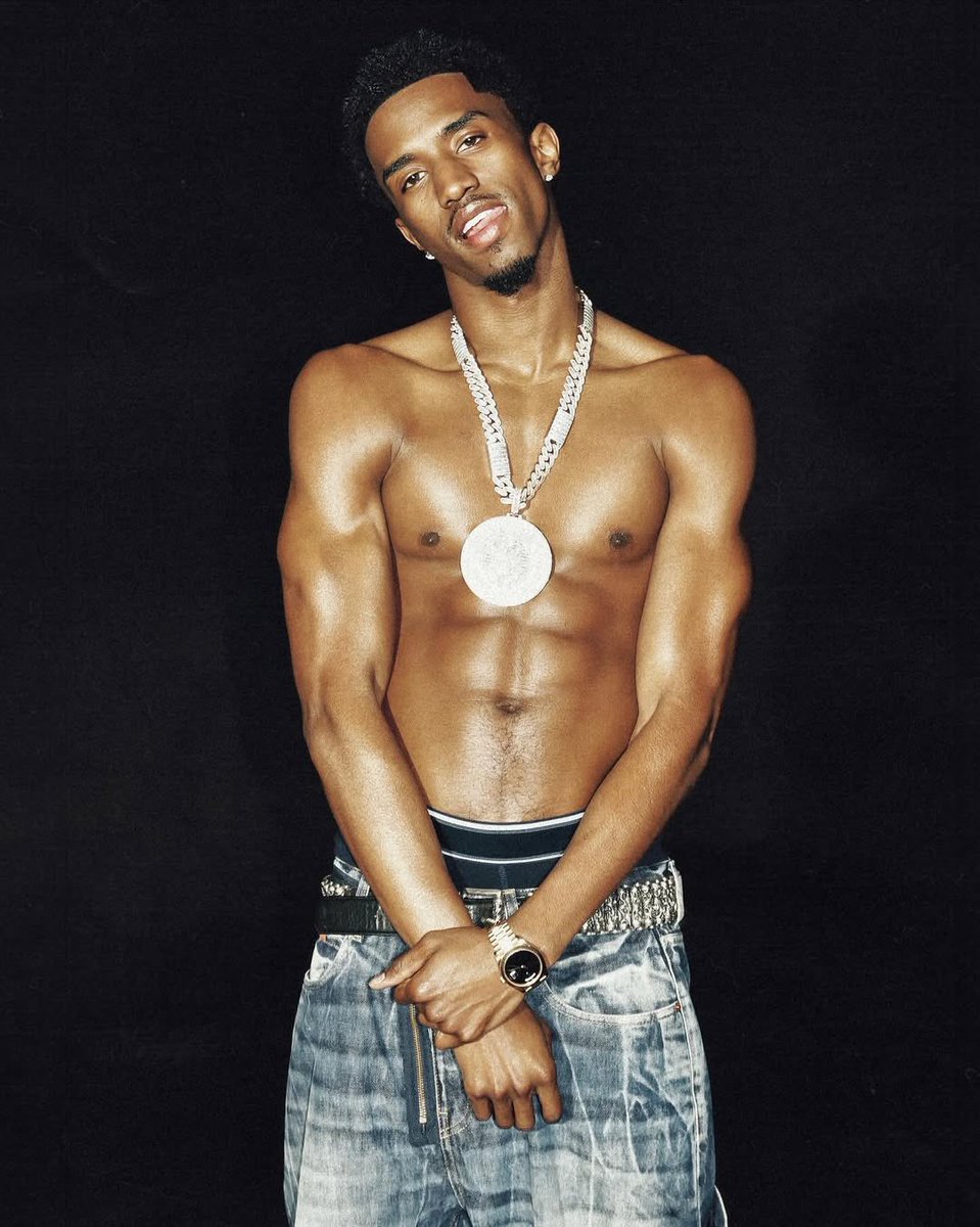 popbrains's tweet image. Christian Combs (Diddy’s son) shares new photos. 👀