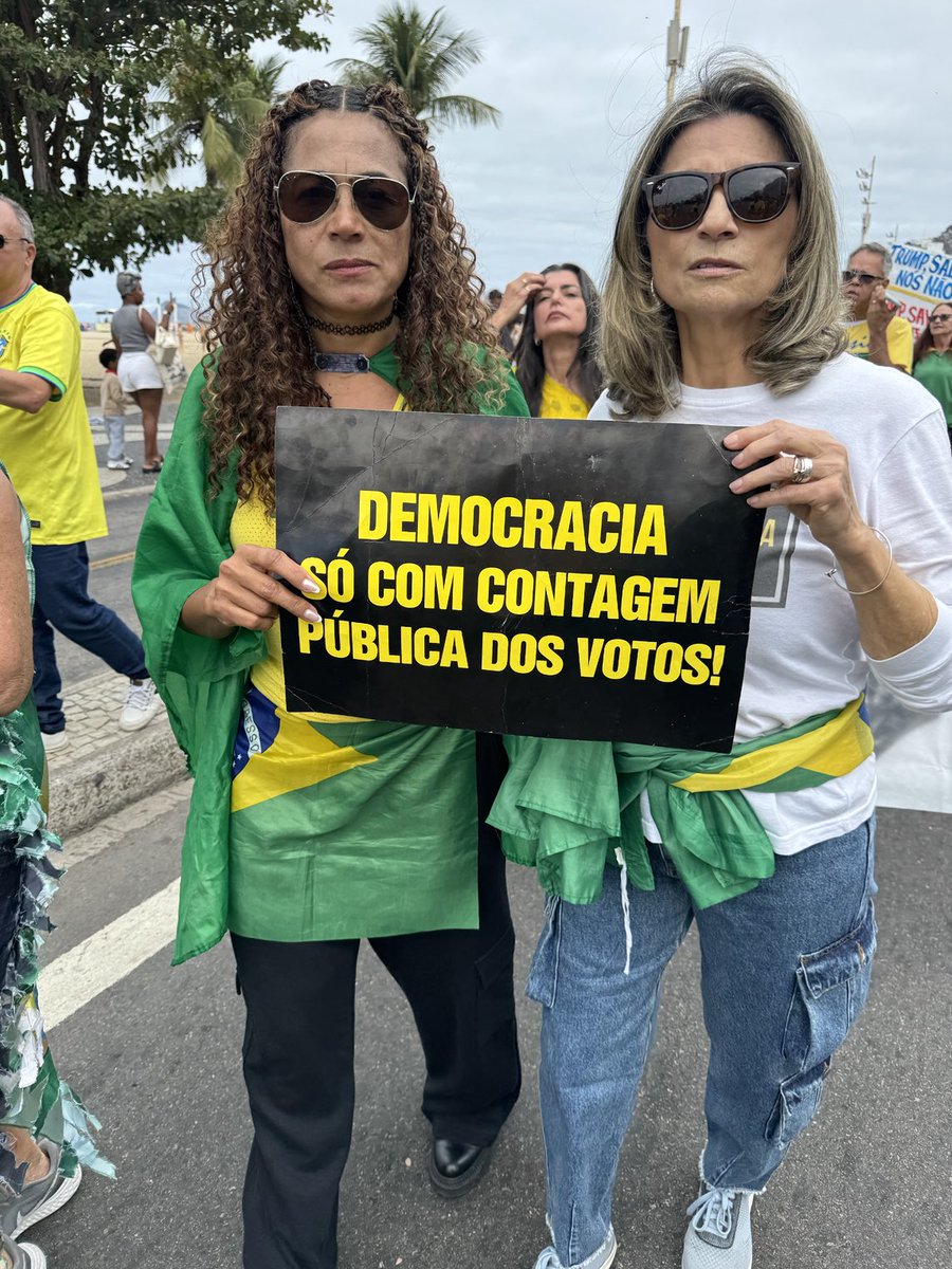 BebeSchmitt's tweet image. ALÔ RIO DE JANEIRO!
Nesse domingo 27/07/2025 estaremos na Av Atlântica. POSTO 5 às 10:00 fazendo um buzinaço; na sequência faremos caminhada para mostrar ao povo pelo que estamos lutando.  LIBERDADE, ANISTIA E DEMOCRACIA PLENA;  E A CONTAGEM PÚBLICA VOTOS.
#ForaLula