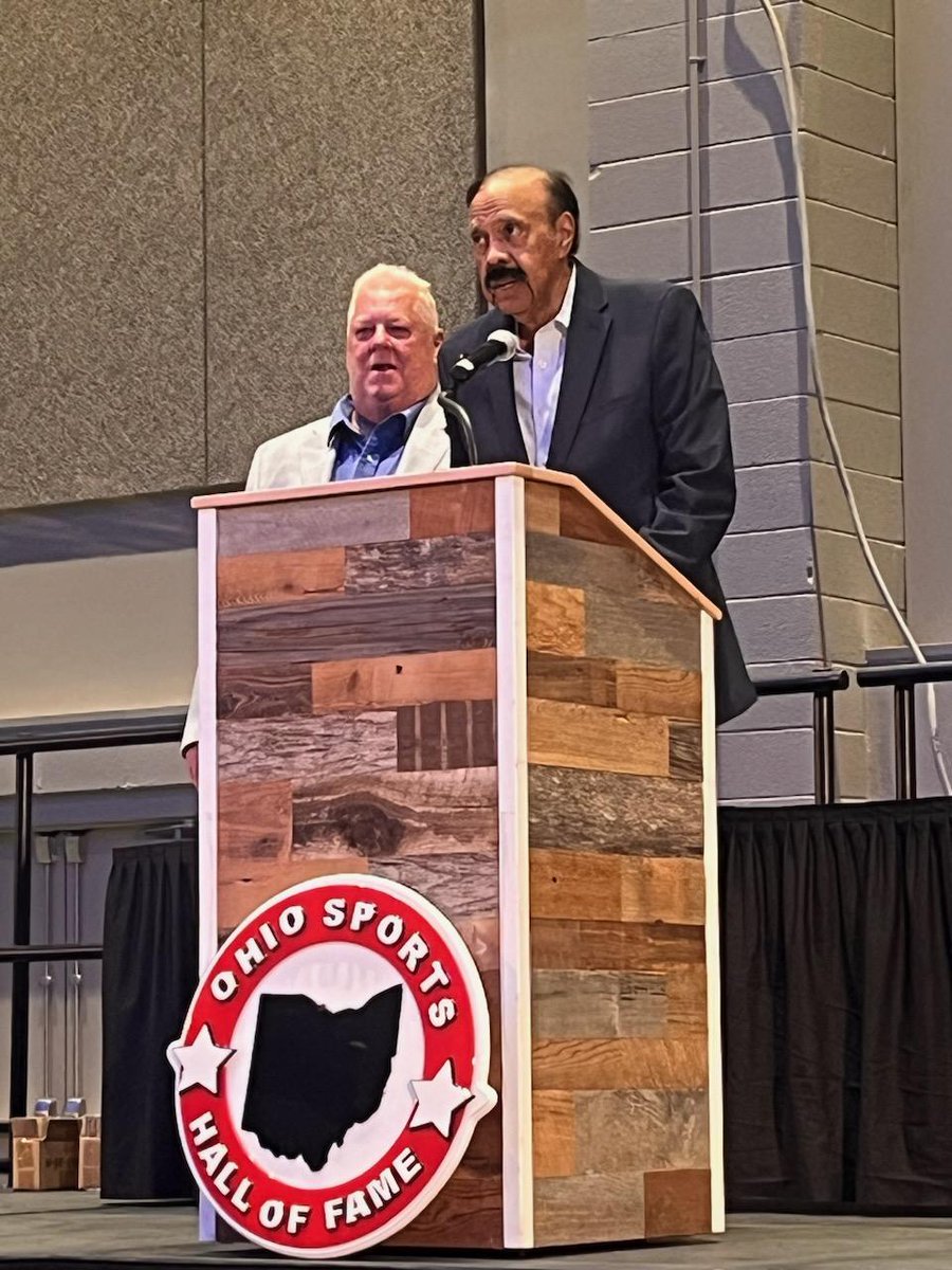 kicker34's tweet image. Proud to be inducted into the Ohio Sports Hall of Fame Saturday night at the Dayton Convention Center.