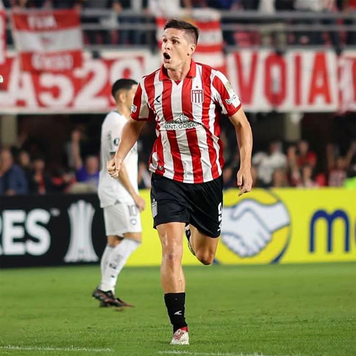 #EDLP 🚨 Pidió postergar una intervención quirúrgica para poder jugar. Goleador, campeón y referente silencioso. Guido Marcelo Carrillo, fiel reflejo del ADN albirrojo.