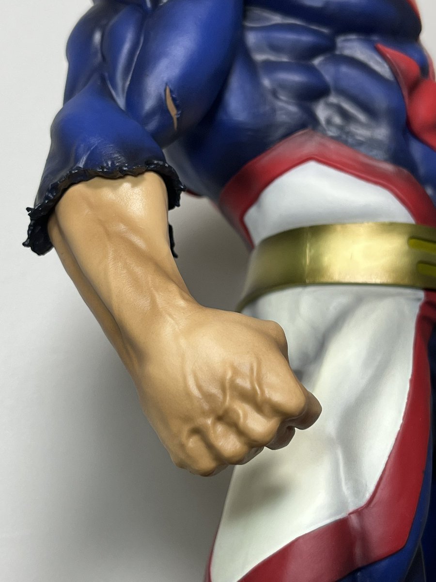 Airdayoo's tweet image. ラストワンオールマイト、腕がゴツくてまじで良い
