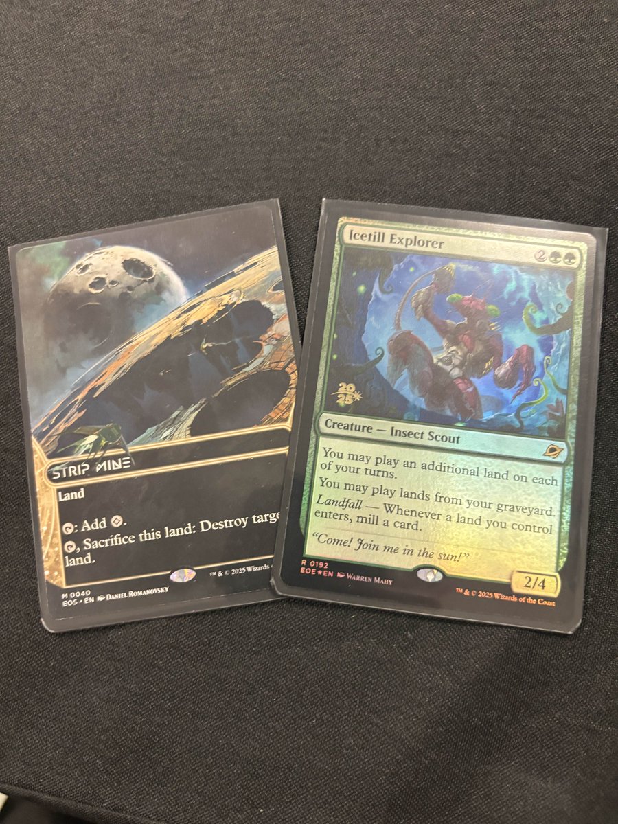 took my irl friend who doesn't play much to prerelease and he did this to people, so proud of him 🥲