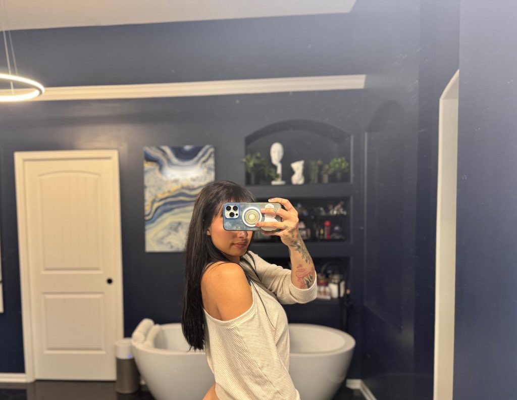 Sandra tweet media