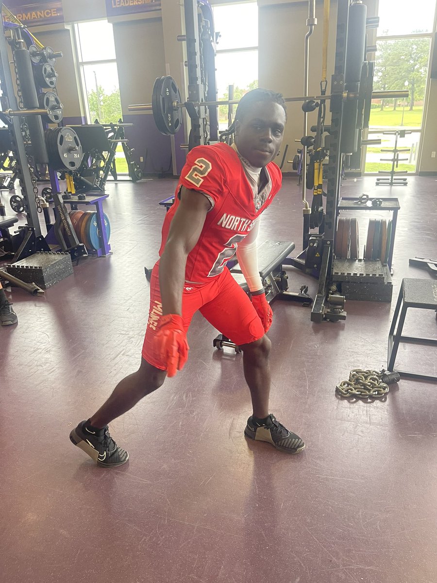 Hard work, faith and consistency. All 2025  in this football season. 
#GrindDontStop
#Greatful
#HardWorkWillPayOff
#GrindMode