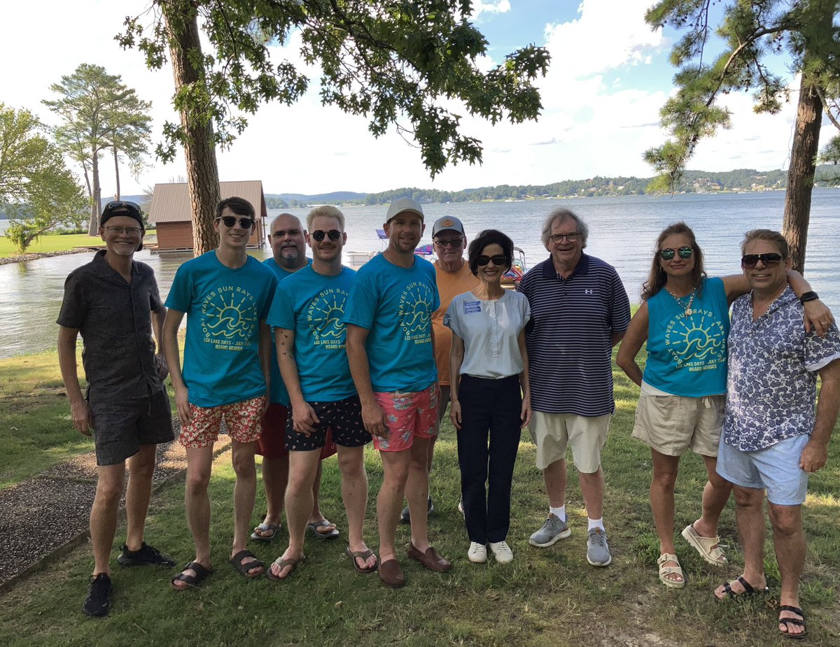 NicoleforLtGov's tweet image. 🇺🇸 Congratulations to the Log Cabin Republicans of Huntsville on your one year anniversary! We enjoyed dinner with you on the beautiful Lake Guntersville in Marshall County. Members from #MarshallCounty, #MadisonCounty, #MorganCounty, &amp;amp; #CalhounCounty attended today. #Our67