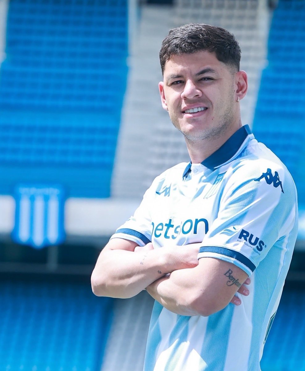 Un espanto Racing. Lógico tras el mercado de pases que armó Milito. Tenemos mucho menos que el año pasado y el equipo juega cada vez peor. Muy preocupante que Costas insista con el mismo planteo de siempre.

¿Qué le dirías a Richard Sánchez, el mejor jugador de Estudiantes?