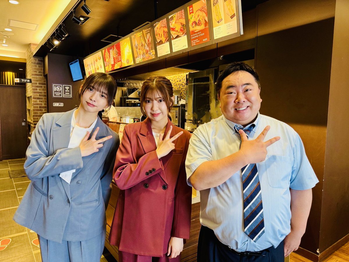 tsukajimuga's tweet image. 本日
BS-TBS  夕方6時30分
#御社でインターン よろしいでしょうか？
#わーすた の #小玉梨々華 ちゃん、#三品瑠香 ちゃんと #サンマルクカフェ でインターン。
看板商品 #チョコクロ 作りや新メニュー考案などに悪戦苦闘！
果たして結果は？
是非ご覧ください