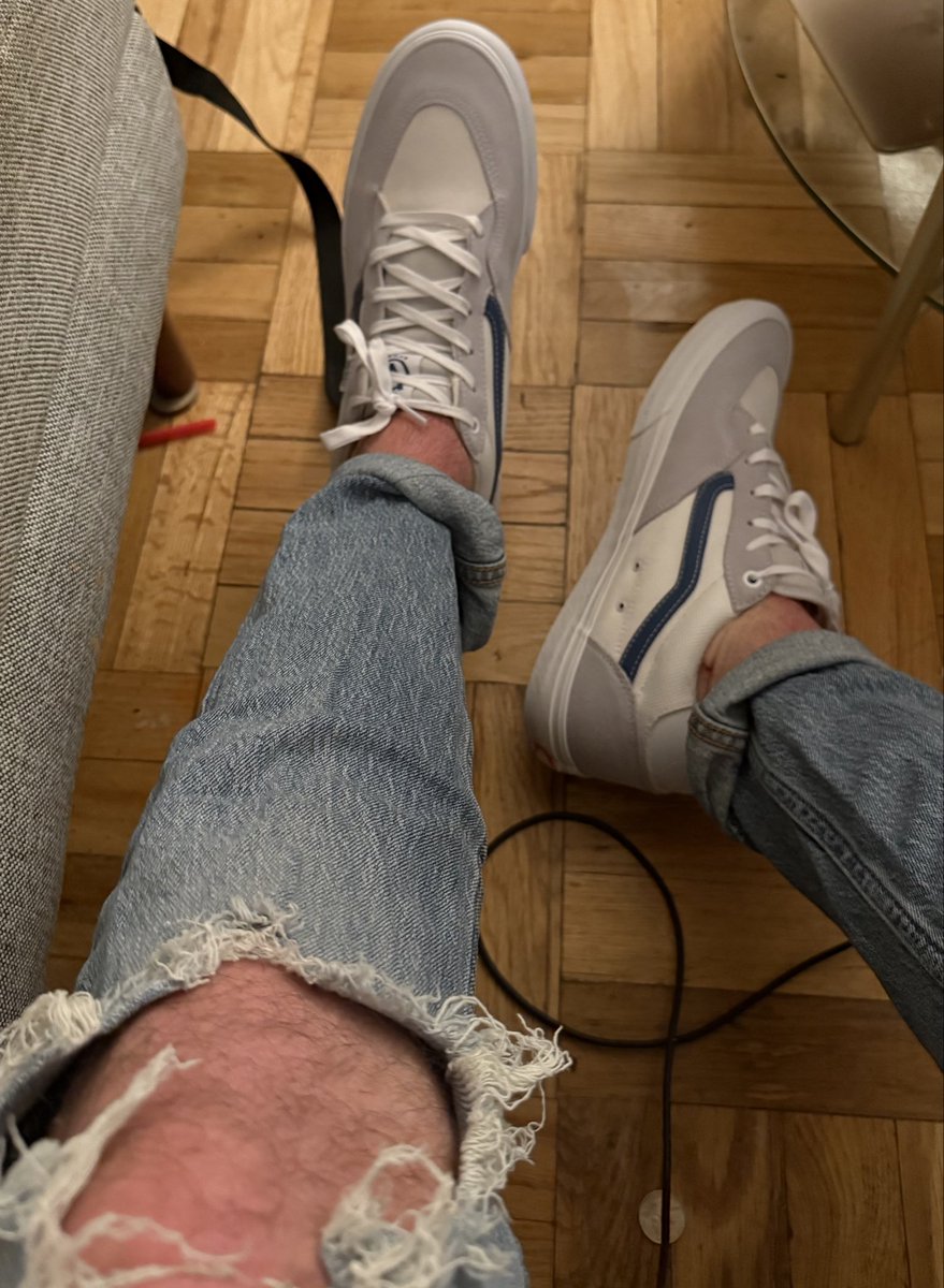 TheBestPoaster's tweet image. i fw the new jawns
