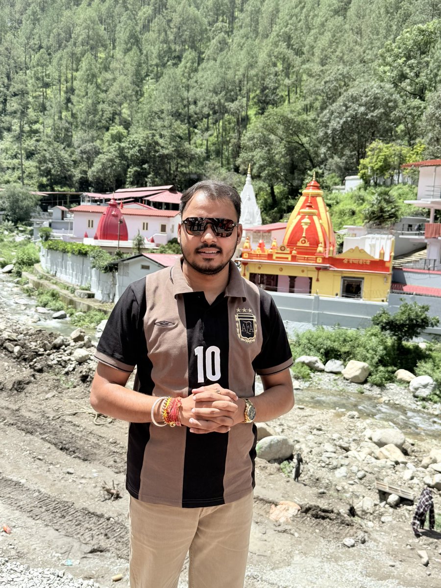 ShubhandraN's tweet photo. केची धाम में बालाजी महाराज व नीम करोली बाबा जी दर्शन कर आशीर्वाद प्राप्त किया! #neemkarolibaba #kechidham #Uttrakhand https://t.co/iheelYD9Lu