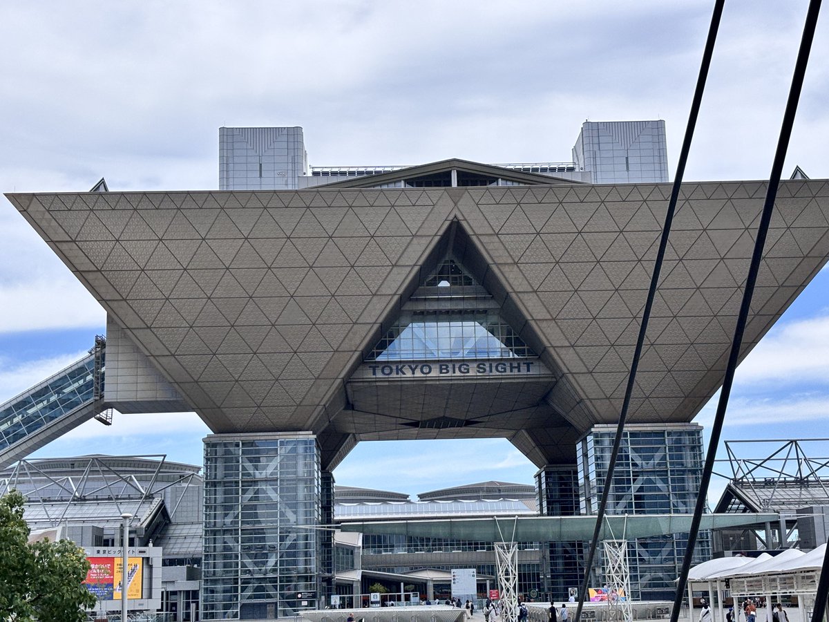525PHOTO's tweet image. 道に迷ってしまった