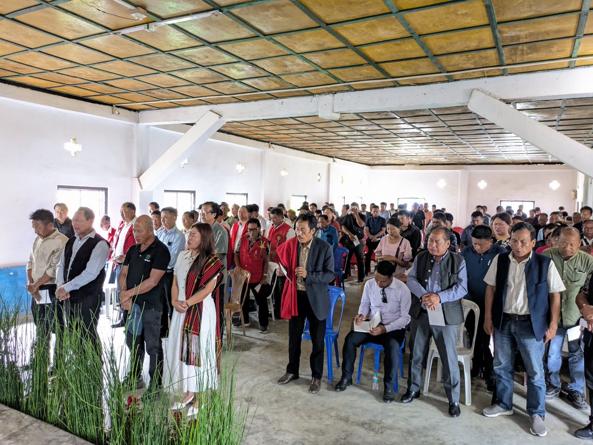 NDPP Pughoboto (@ndpppughoboto) on Twitter photo Short speeches were delivered by <a href="/VikhehoSwu/">Y. Vikheho Swu</a> , former minister and president of the NDPP Agri and allied organisation; Zhuwoto Kiba, Vice President CEB NDPP; Lukiqhe Assumi, Joint Secretary CEB NDPP; Kughakhu Sheqi, outgoing president & Viyikhu Wotsa, the new President. Short speeches were delivered by <a href="/VikhehoSwu/">Y. Vikheho Swu</a> , former minister and president of the NDPP Agri and allied organisation; Zhuwoto Kiba, Vice President CEB NDPP; Lukiqhe Assumi, Joint Secretary CEB NDPP; Kughakhu Sheqi, outgoing president & Viyikhu Wotsa, the new President.