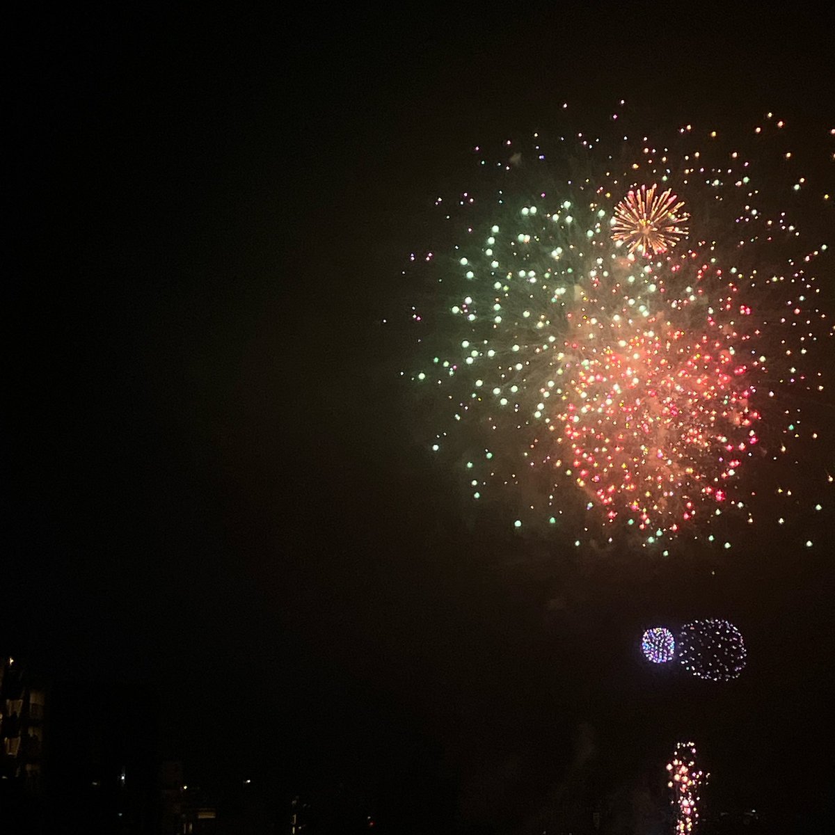 nerdlihc_rm's tweet photo. 真夏の夜の夢だったんだなあ。
また、カモメが鳴いてレトロな雰囲気が漂う静かな蔵前に戻りました。
#隅田川花火大会2025 https://t.co/XlneBX4fEj