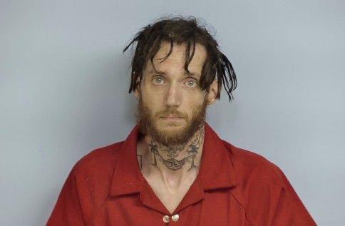 WCSOFL's tweet image. SATURDAY IN DEFUNIAK SPRINGS: Members of the U.S. Marshals Task Force, including deputies from @WCSOFL, located a stolen car in the parking lot of Walmart.
When deputies attempted to take the driver, Christopher William Knight, 35, into custody, he refused to get out of the…