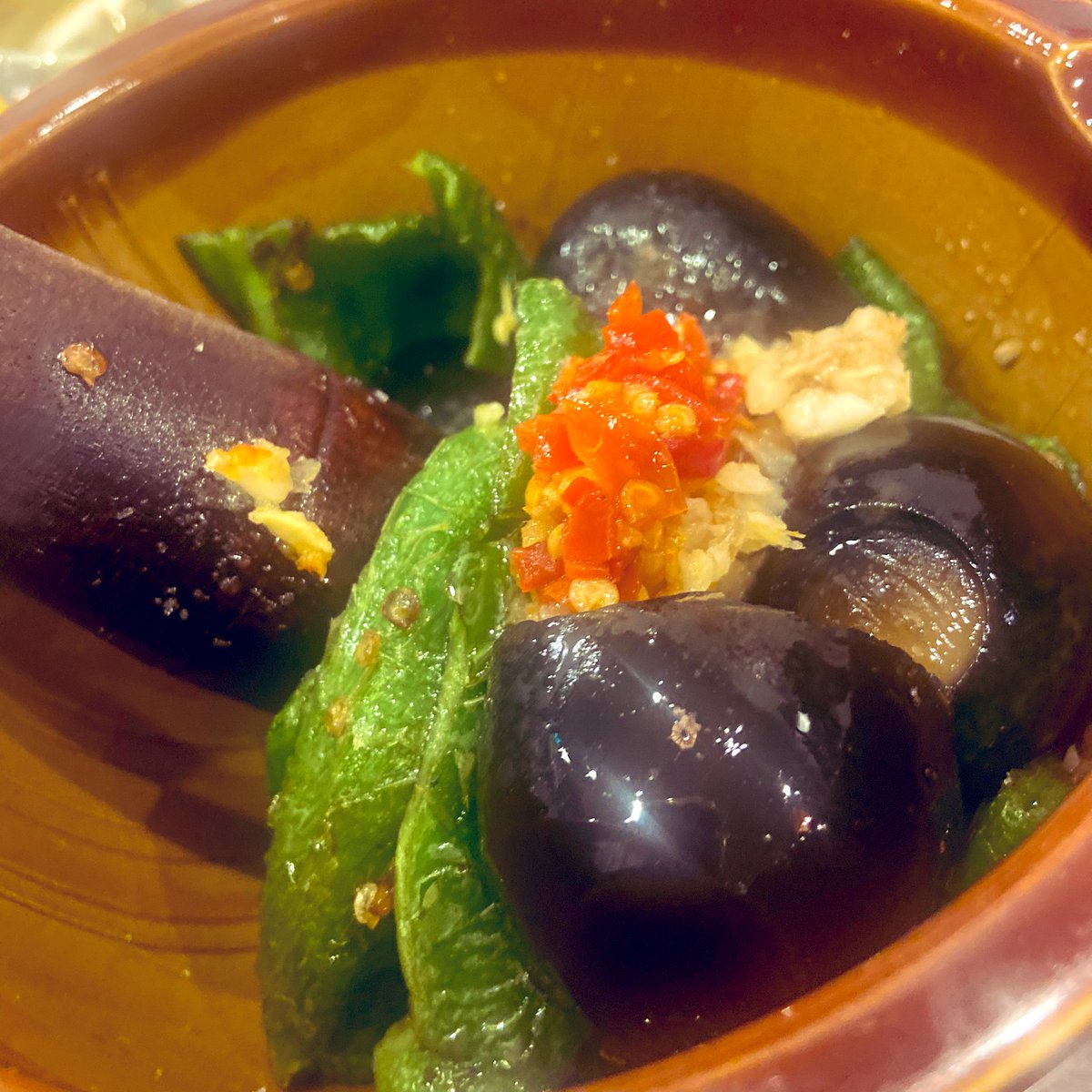 きのう食べた湖南料理でおもしろかった擂椒皮蛋 (レイジャオピータン)！しっかりつぶして混ぜて食べるピータン料理。